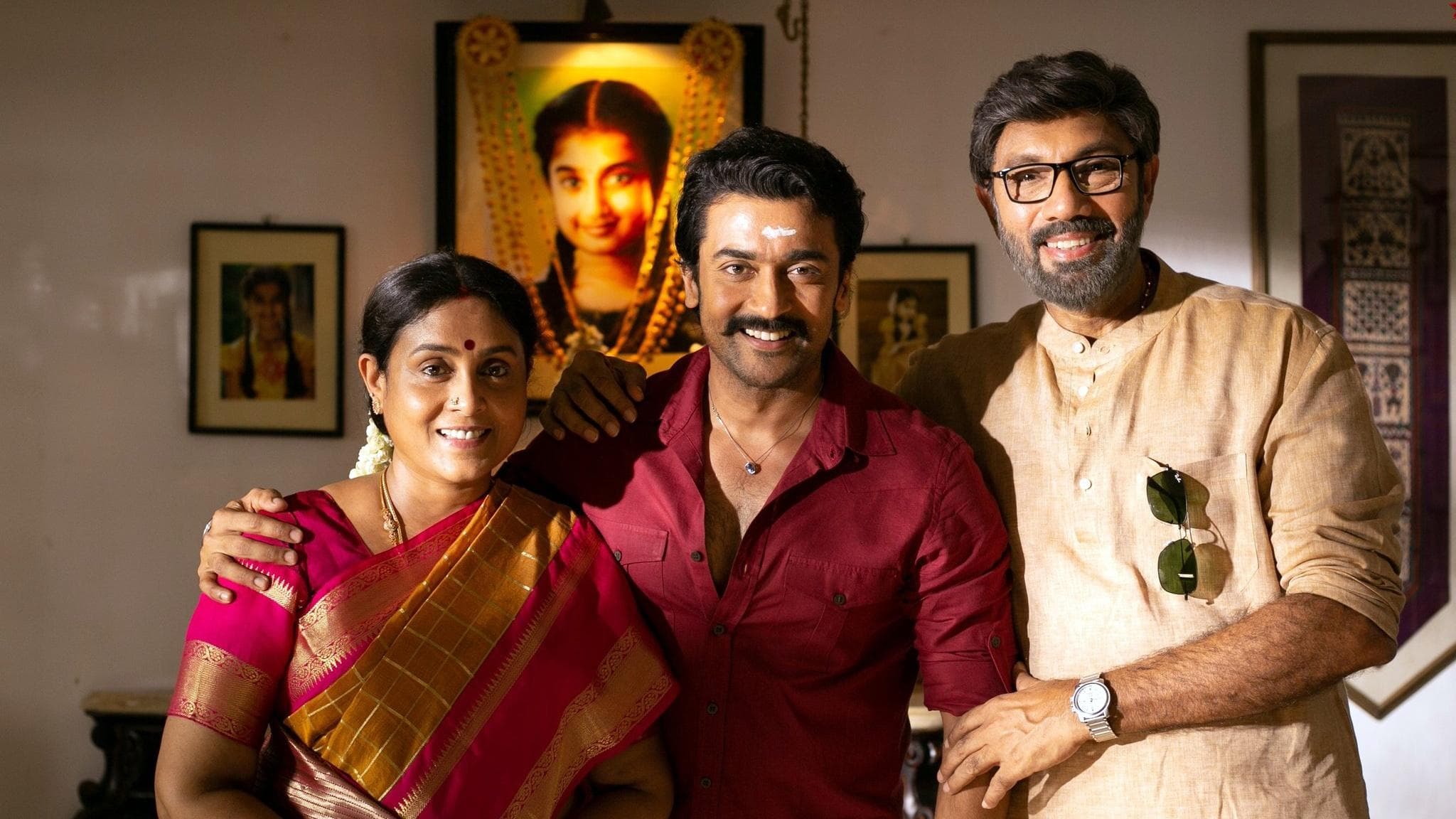 Etharkkum Thunindhavan Backdrop