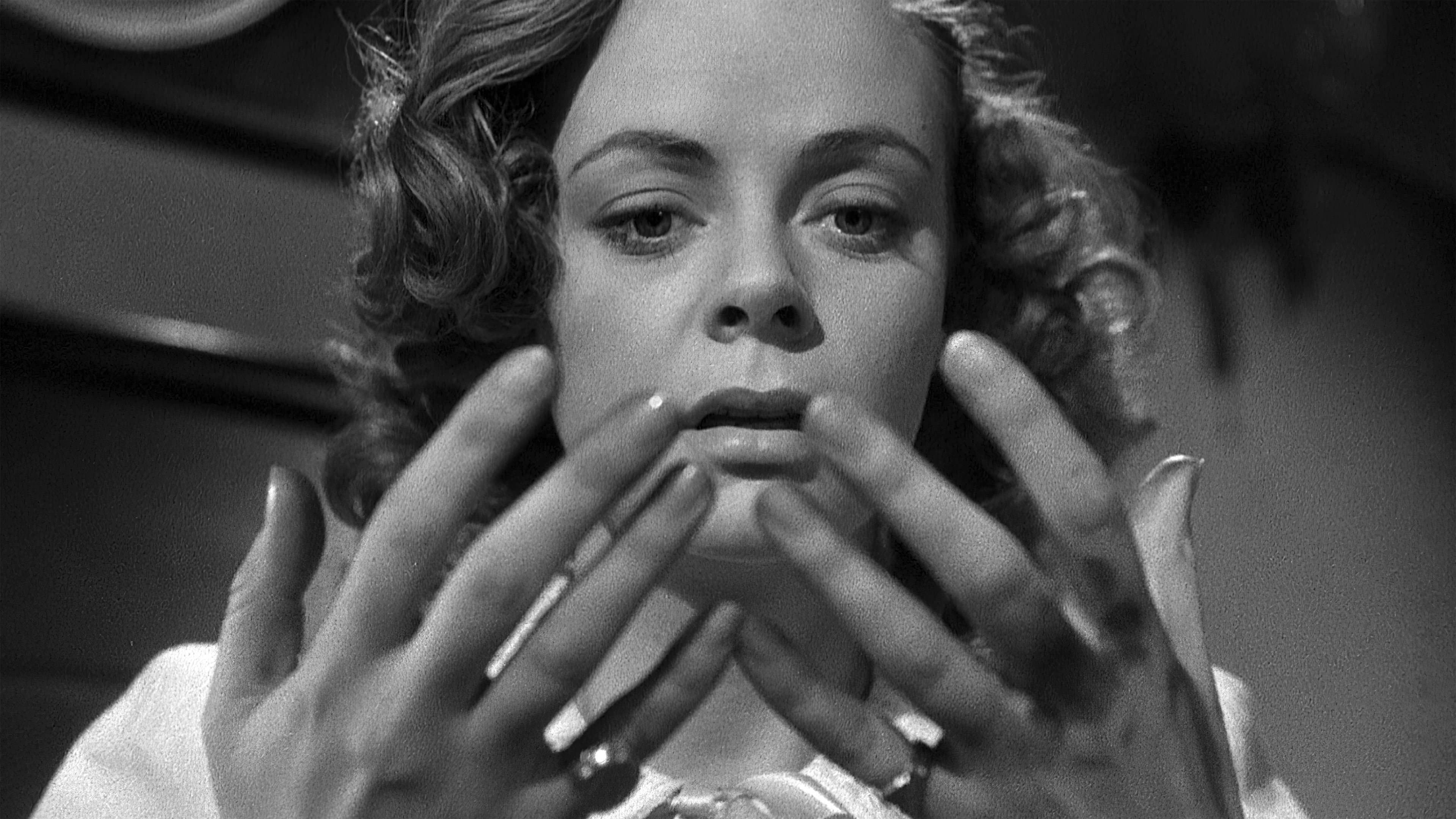 She-Wolf of London Backdrop