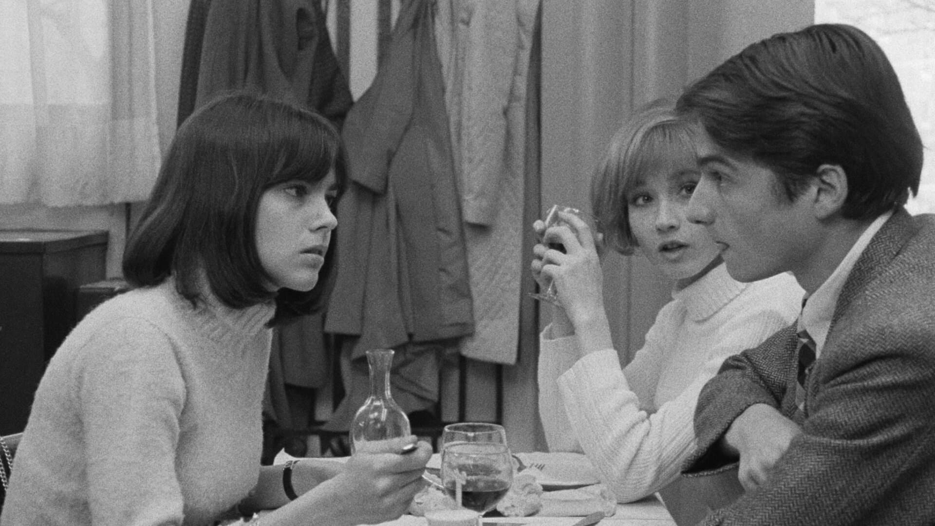 Masculin Féminin Backdrop