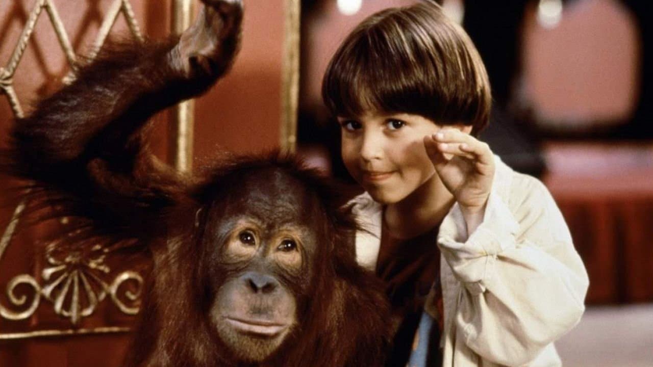 Dunston Checks In Backdrop