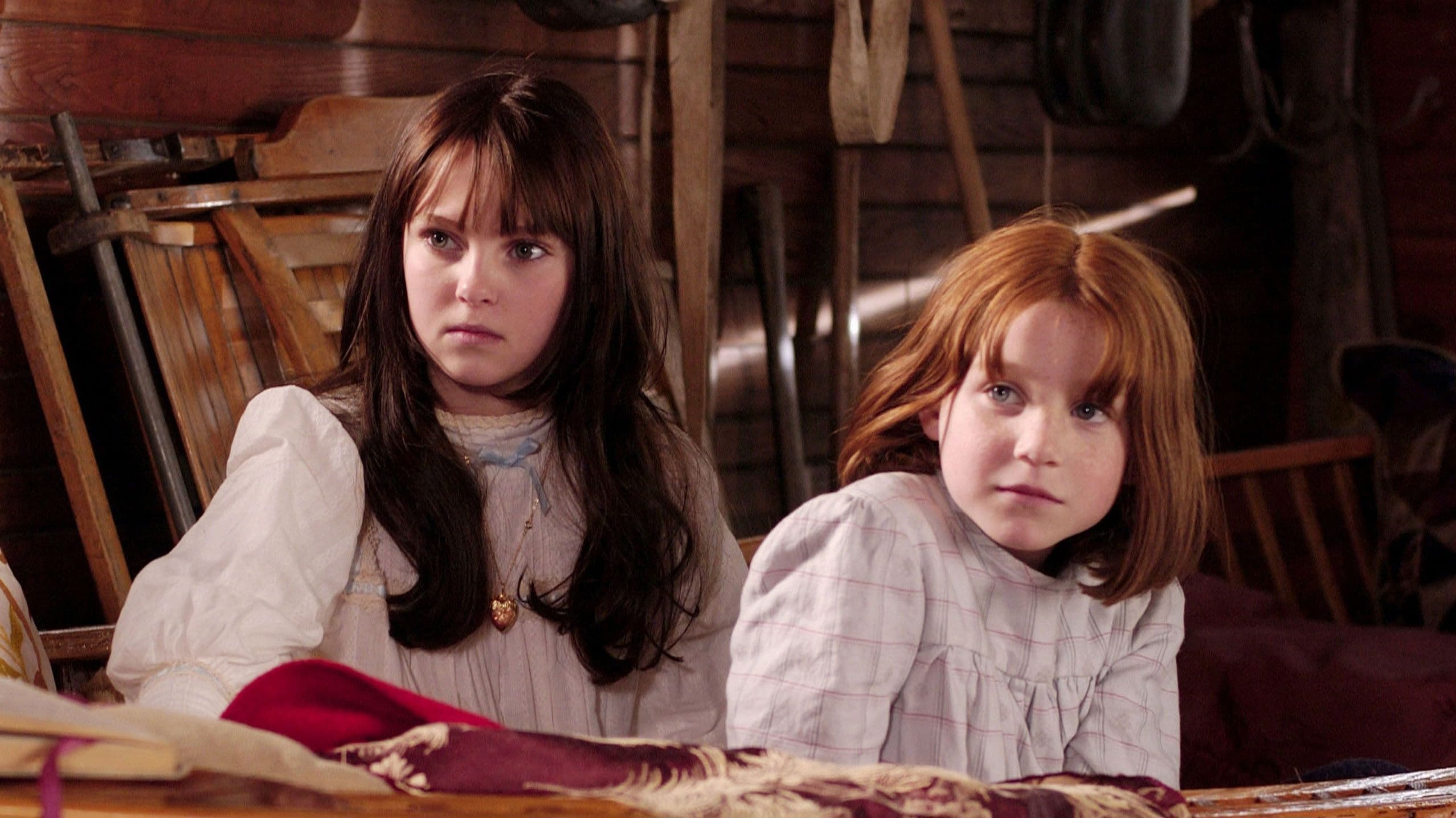 Samantha: An American Girl Holiday Backdrop